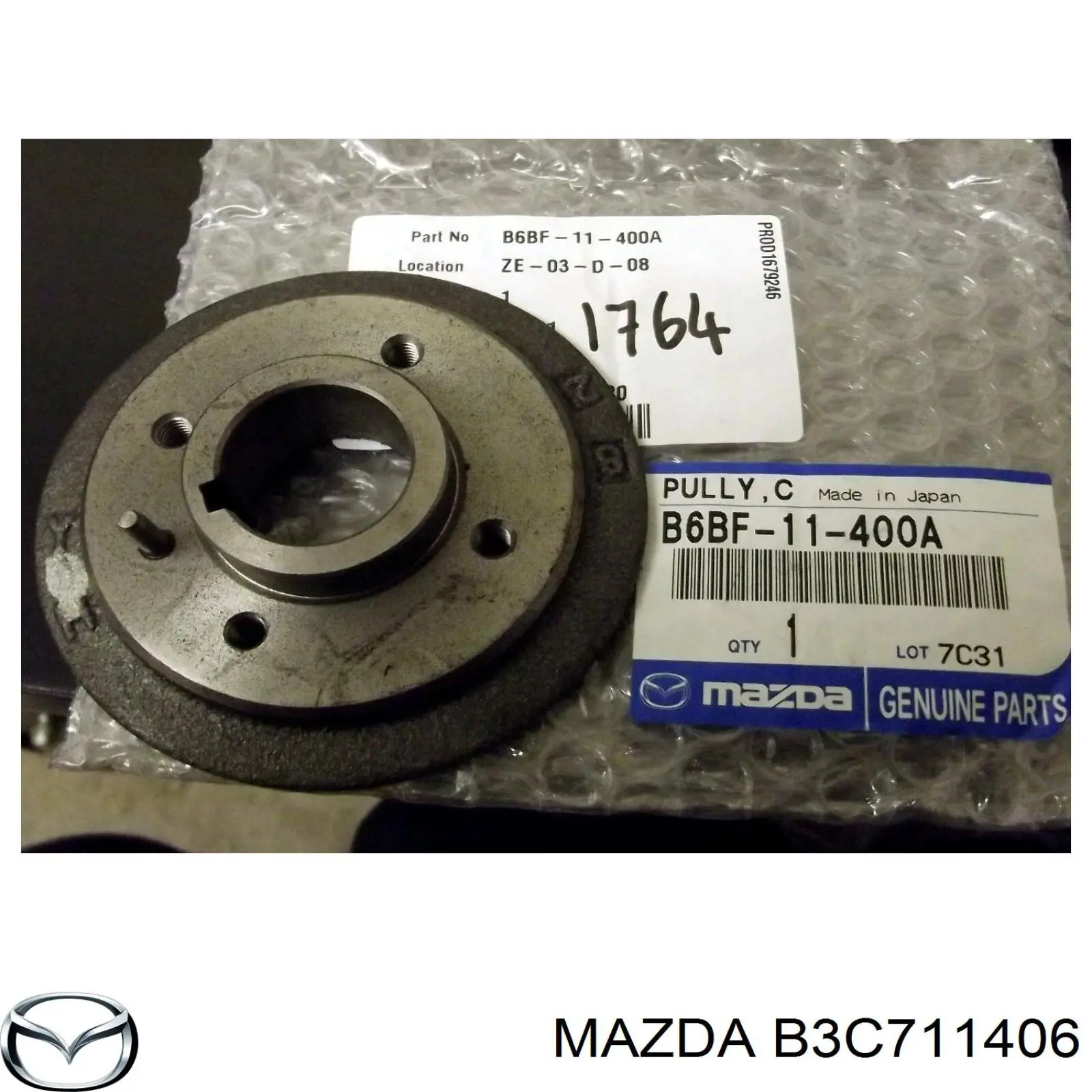 Болт шкива коленвала Mazda B3C711406