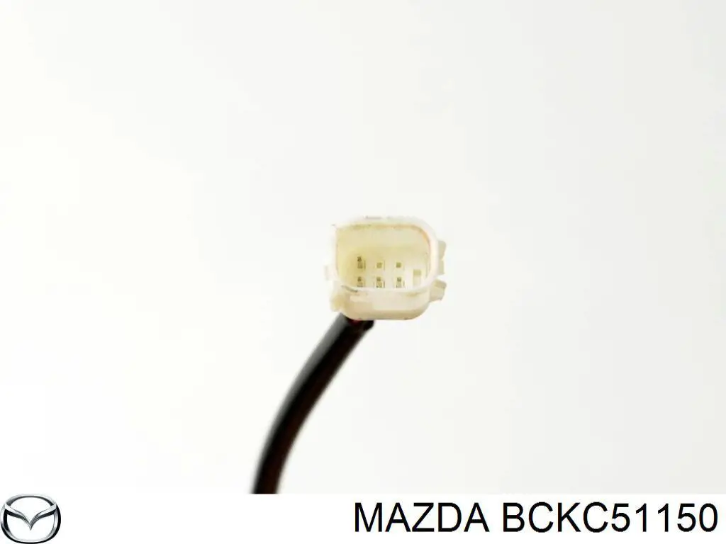 BCKC51150 Mazda Задний правый внешний фонарь