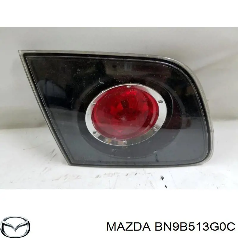 Фонарь задний левый внутренний на Mazda 3 BK12