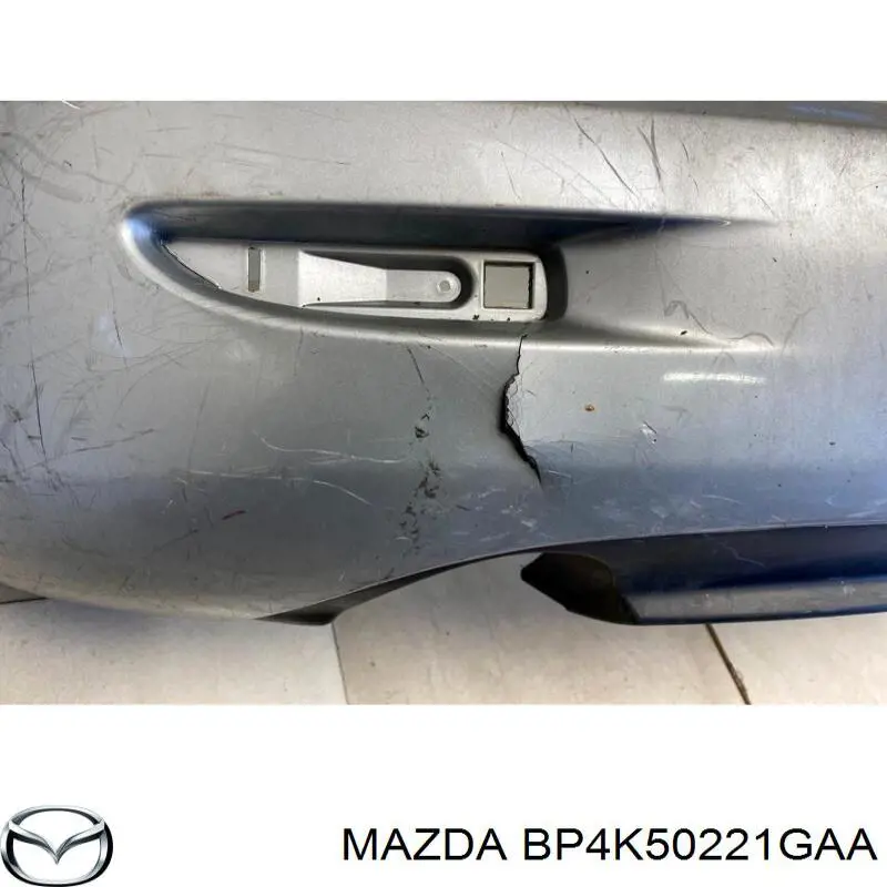BP4K50221H Mazda Задний бампер
