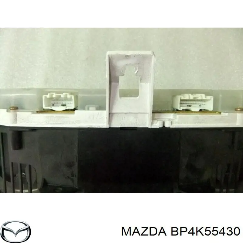 BP4K55430 Mazda Щиток приборов