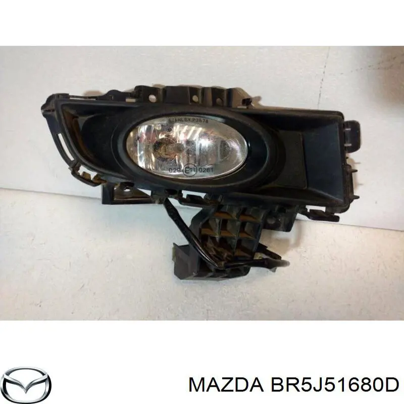 Противотуманная фара Мазда 3 BK12 (Mazda 3)