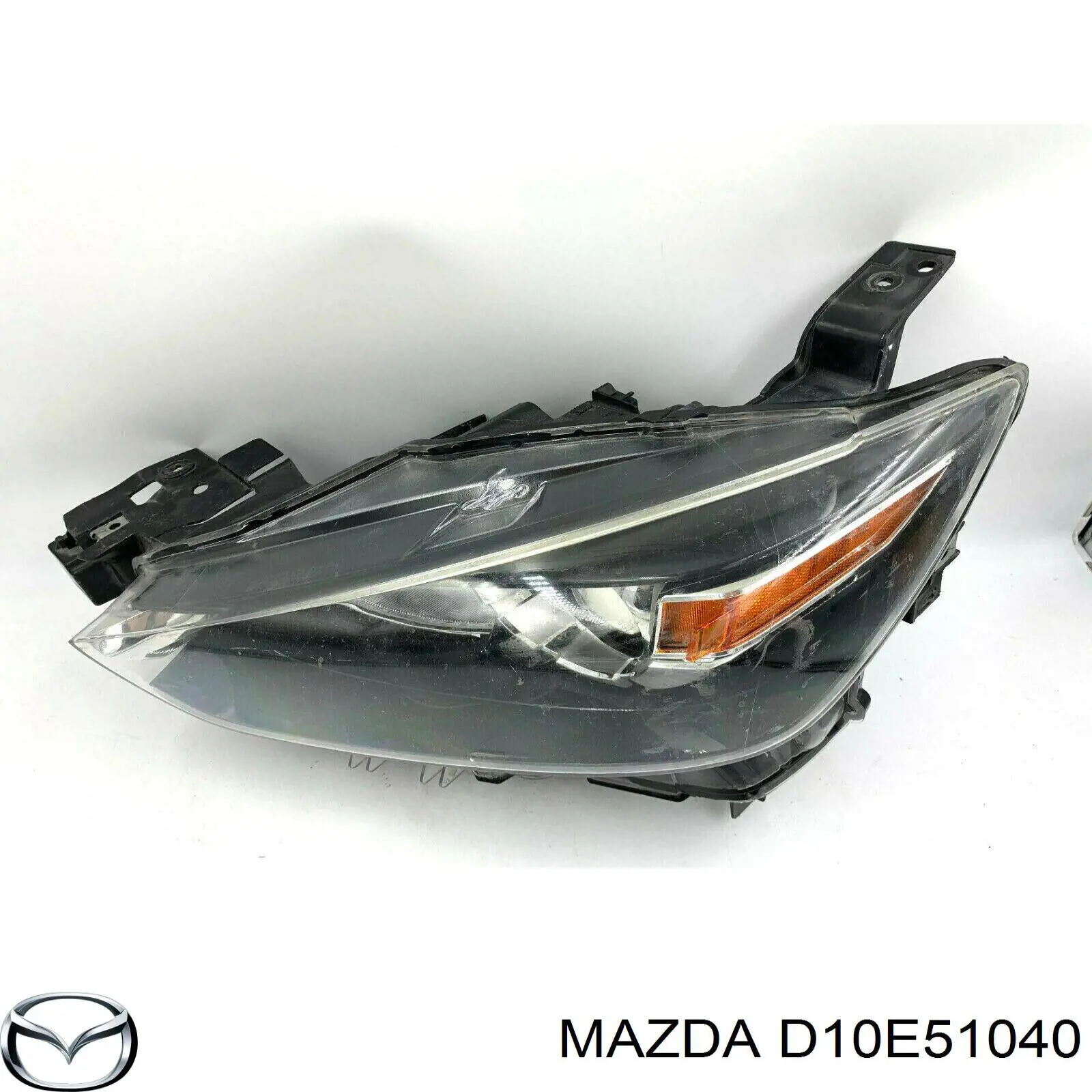 Фара левая Mazda D10E51040 цена, от 98.27 USD