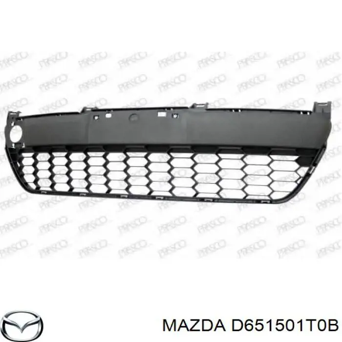 Решетка бампера переднего центральная Mazda D651501T0B