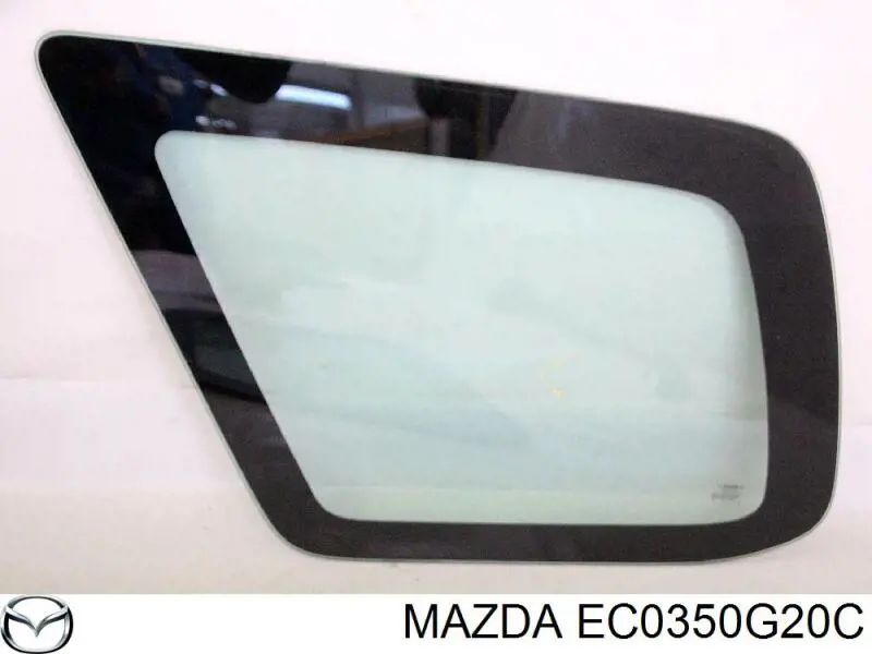 EC0350G20C Mazda стекло кузова (багажного отсека левое)