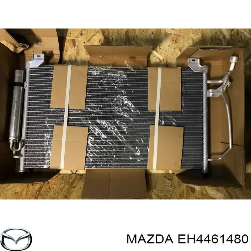 EH4461480 Mazda радиатор кондиционера