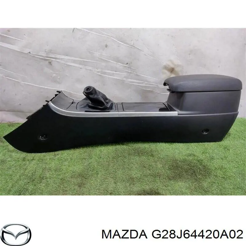 Консоль панели управления центральная G28J64420A02 Mazda