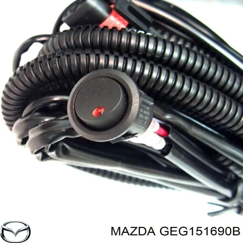 GEG151690B Mazda фара противотуманная левая