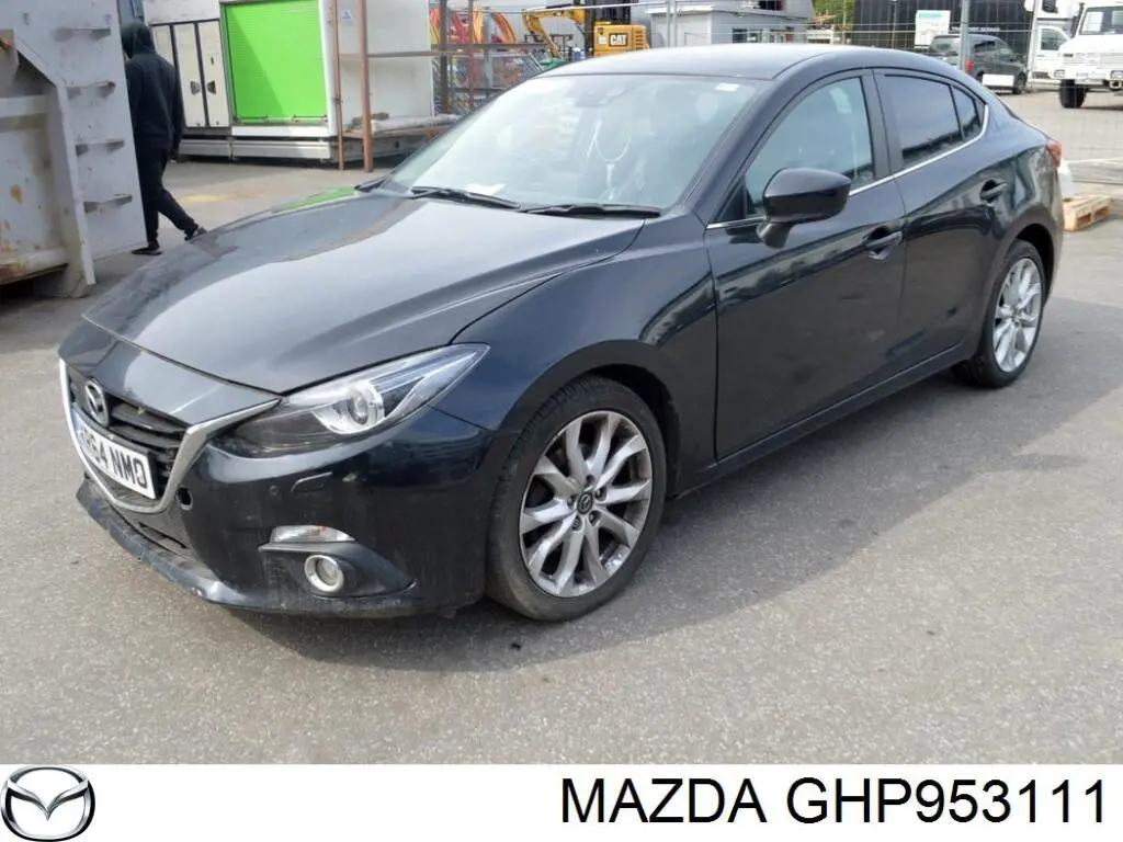 GHP953111 Mazda Рамка крепления радиатора
