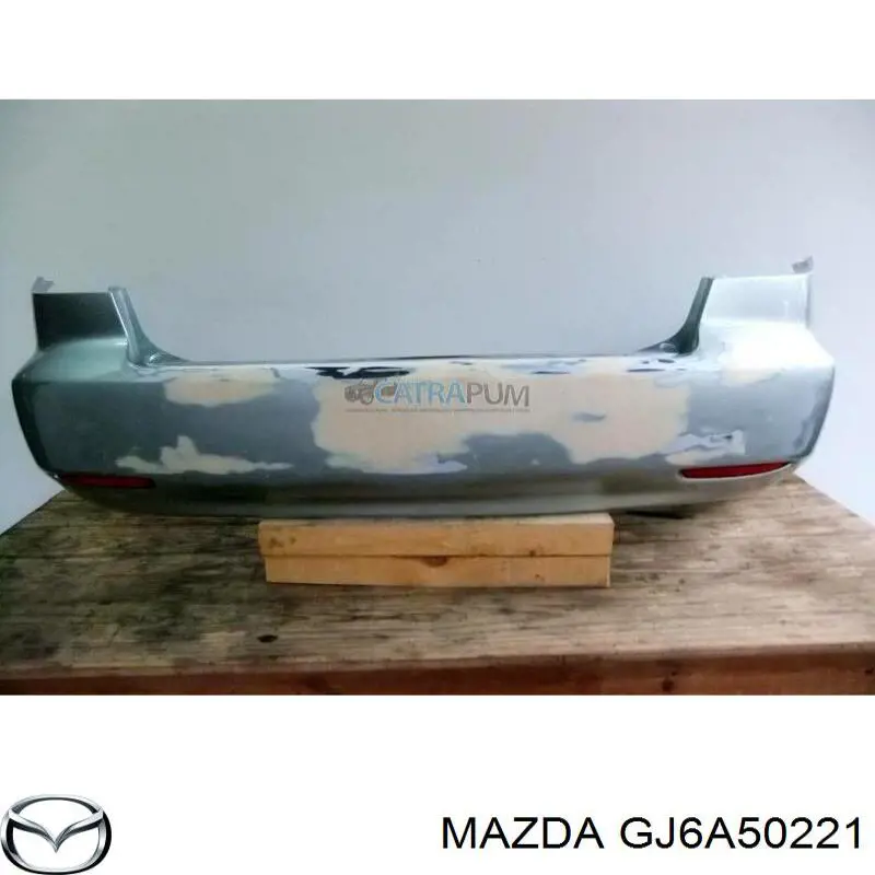 Купить GJ6A50221 Mazda Задний бампер