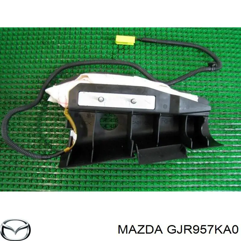  Mazda GJR957KA0 цена, от 42.83 USD