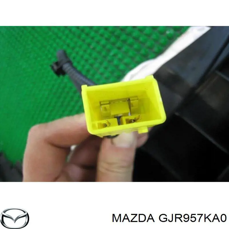 GJR957KA0 Mazda 