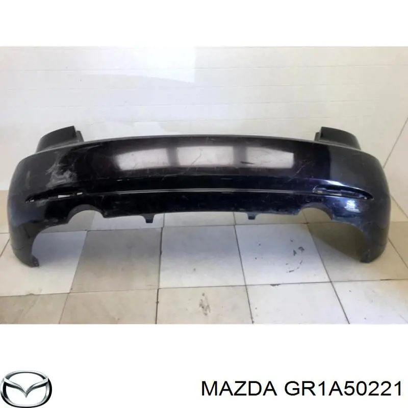 GR1A50221 Mazda бампер задний