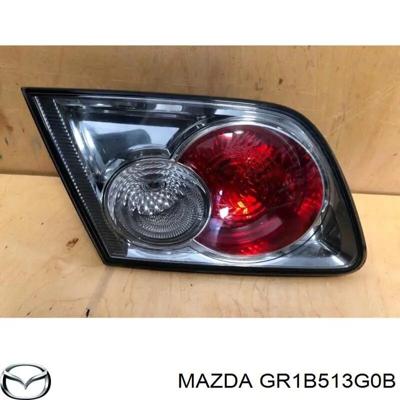 Задний левый внутренний фонарь Mazda GR1B513G0B