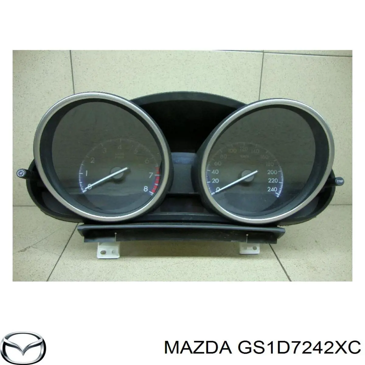  GS1D7242XC Mazda