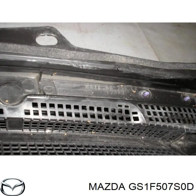 Решетка дворников, левая Mazda GS1F507S0D цена, от 13.71 USD