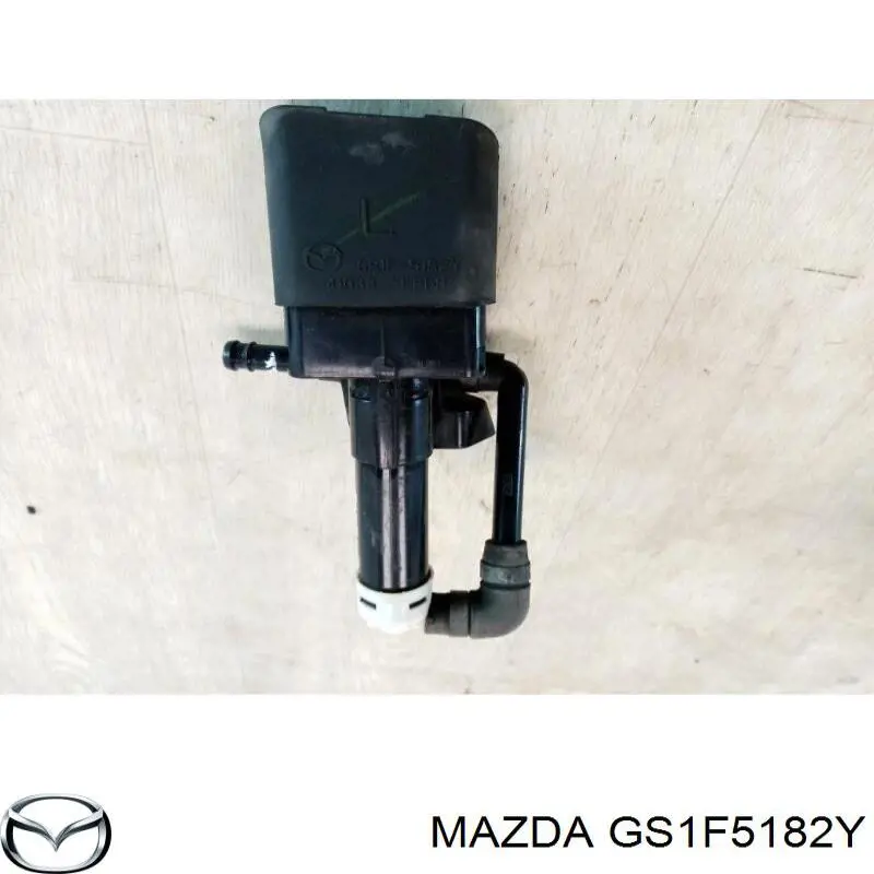 GS1F5182Y Mazda suporte do injetor de fluido para lavador das luzes (cilindro de elevação)