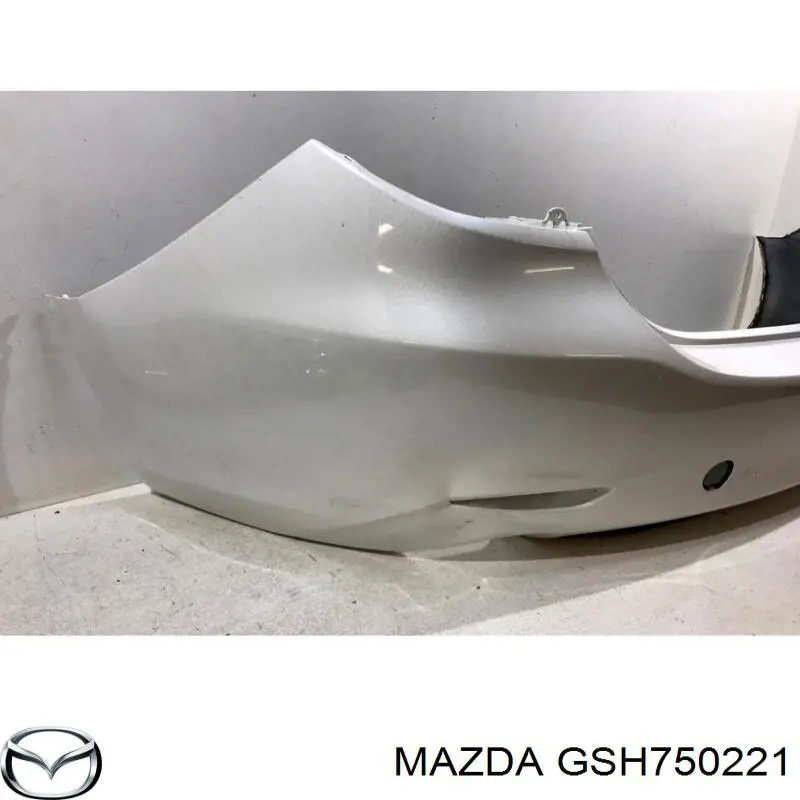 GSH750221 Mazda Задний бампер