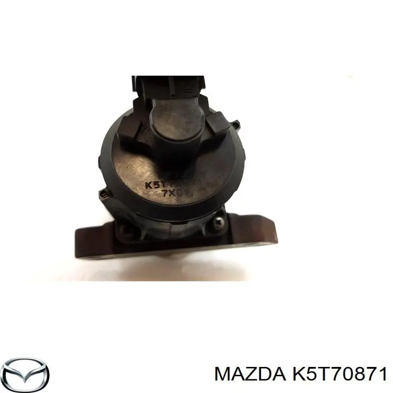  Mazda K5T70871