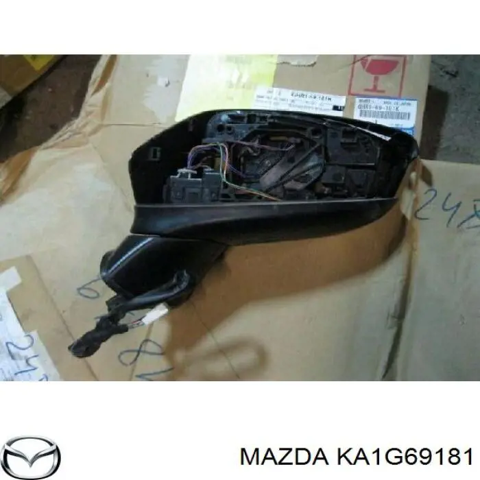 Корпус зеркала заднего вида левого KA1G69181 Mazda