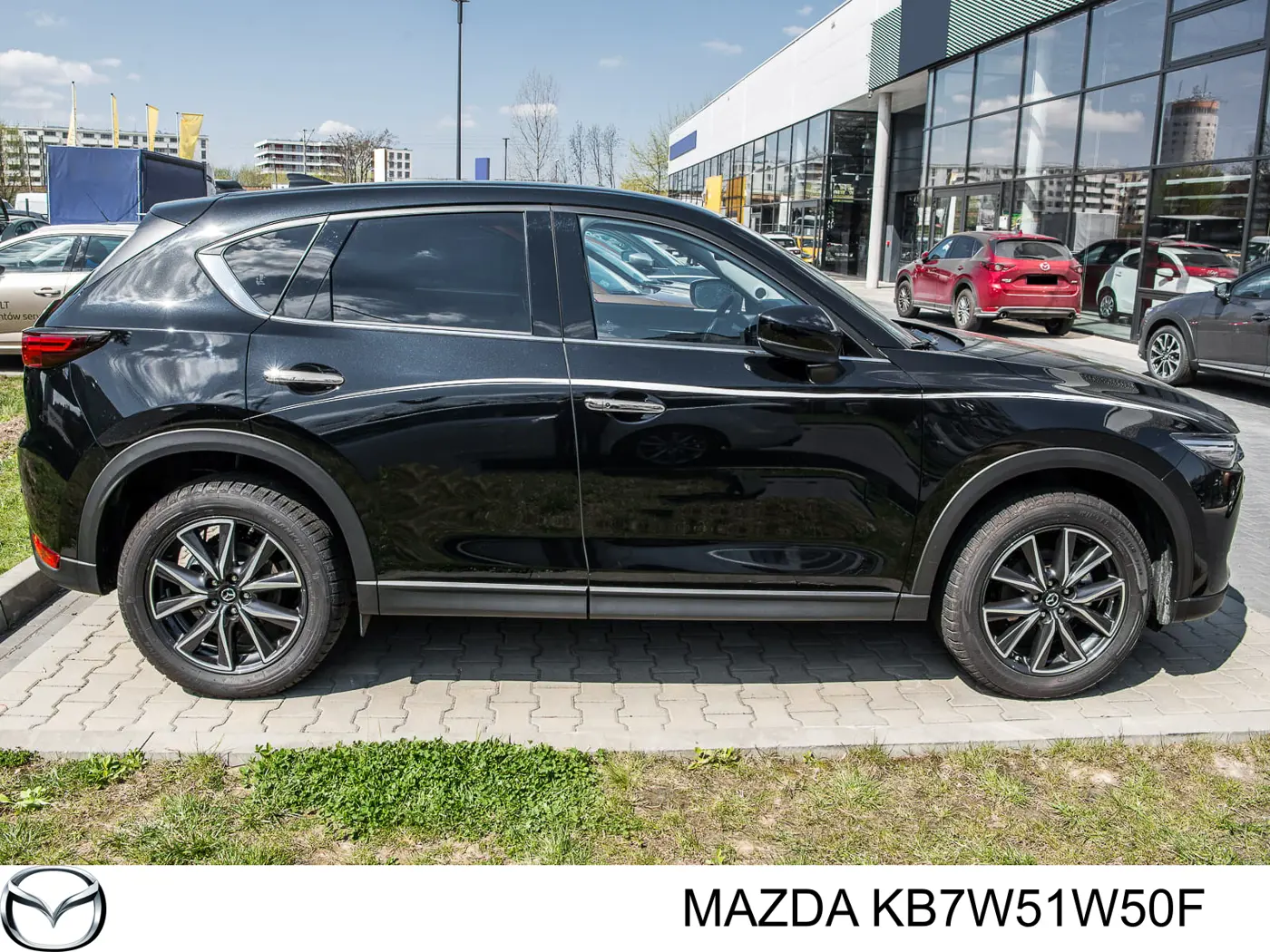 Молдинг арки колеса заднего, правый Mazda KB7W51W50F8F цена, от 52.24 USD
