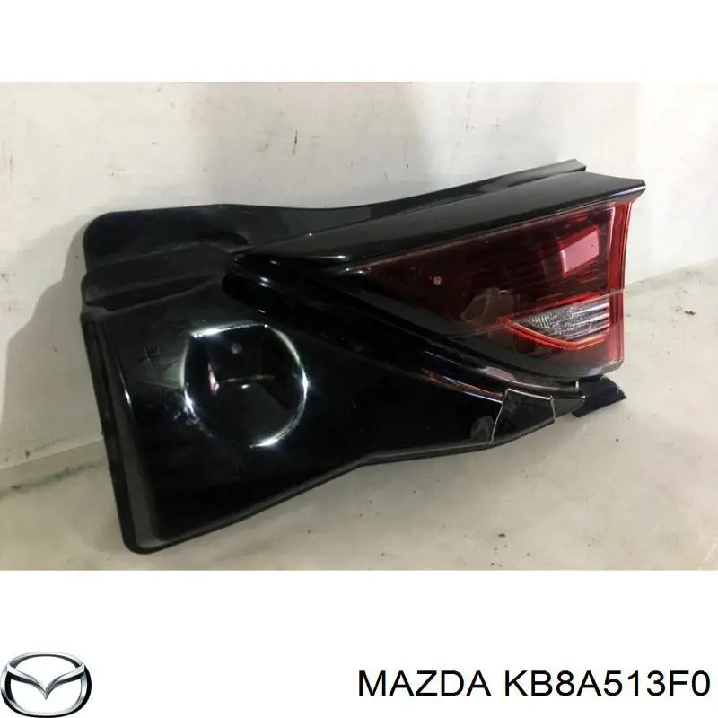 Фонарь задний правый, внутренний Mazda KB8A513F0B цена, от 60.74 USD