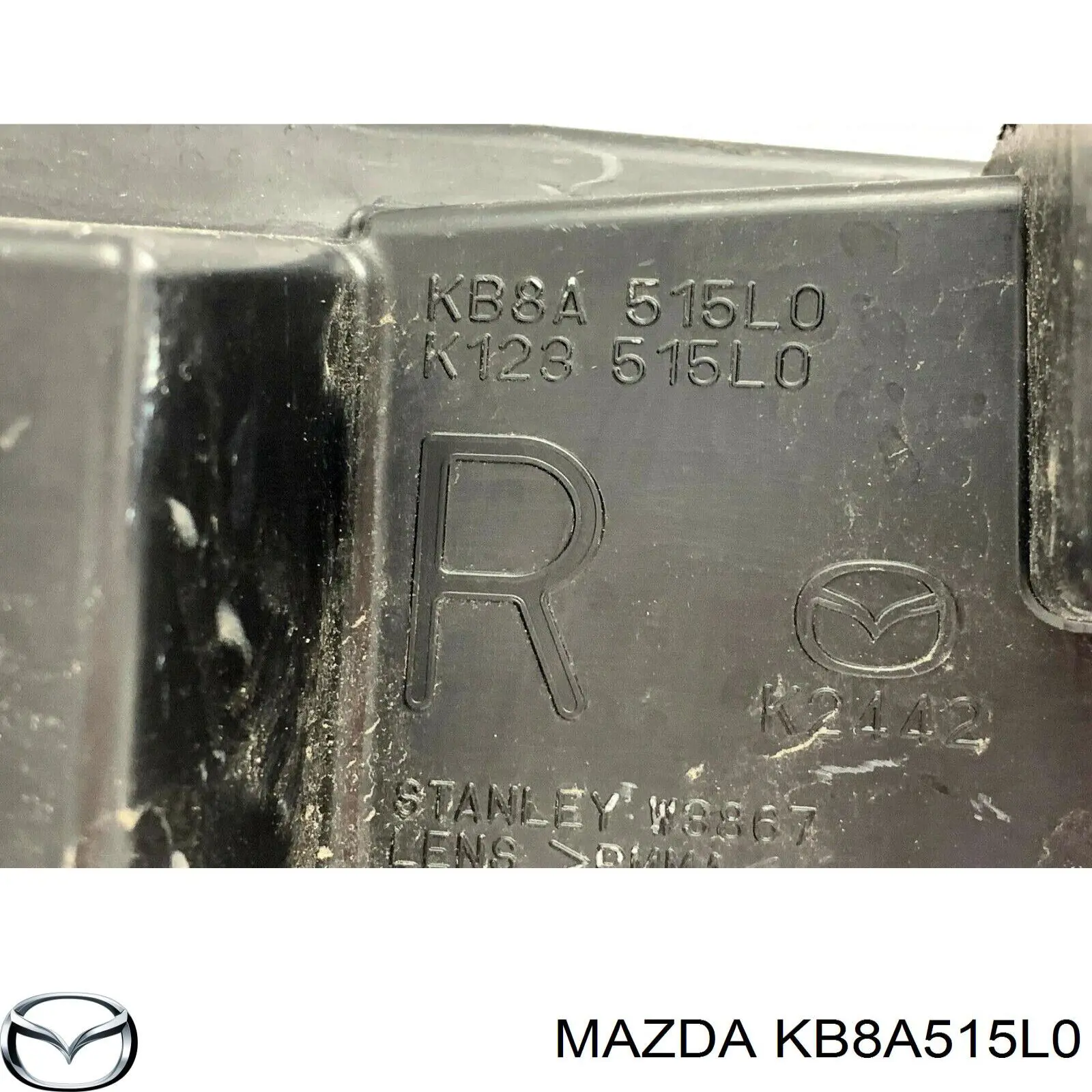 Катафот (отражатель) заднего бампера правый на Mazda CX-5 KF