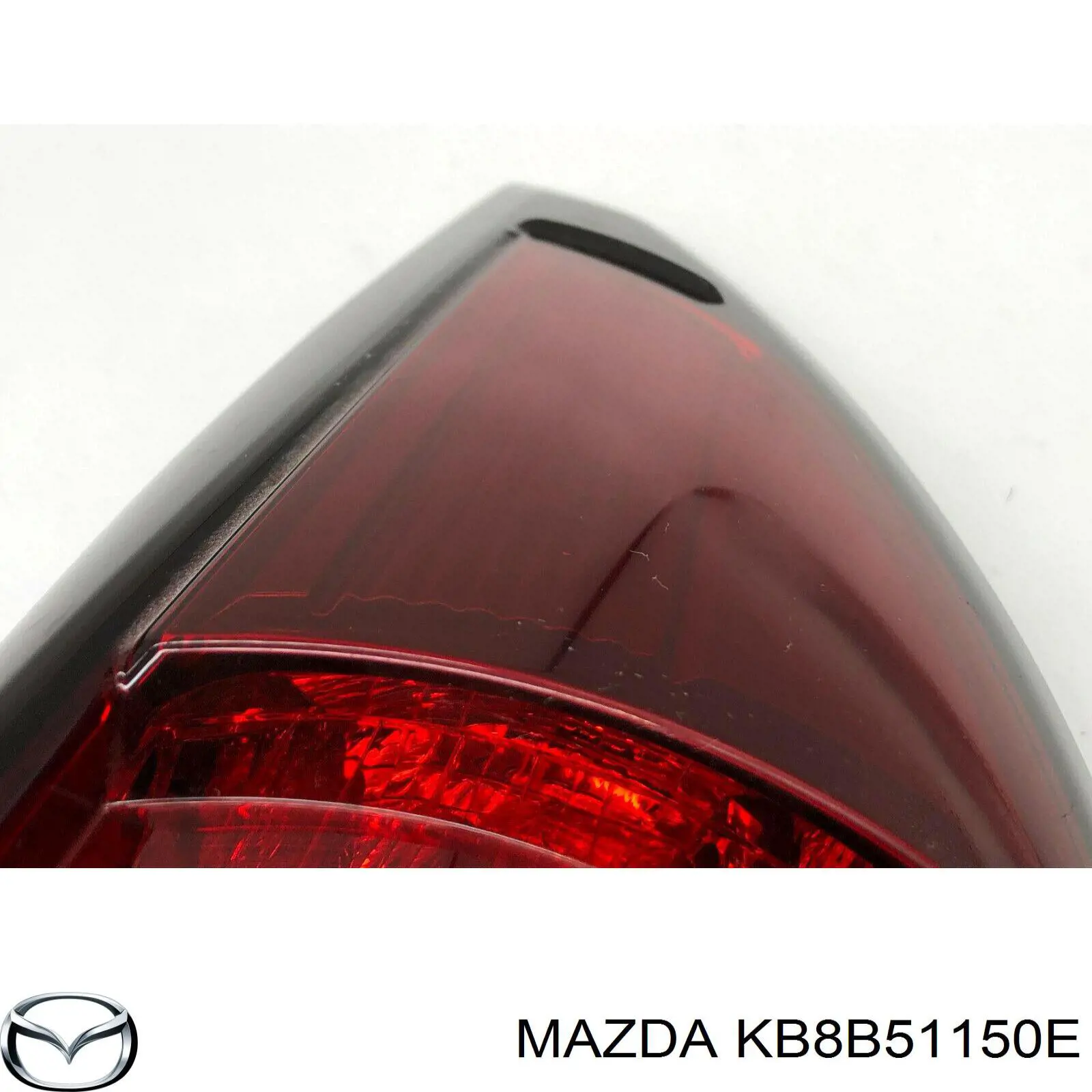 Фара задняя правая внешняя Mazda KB8B51150E цена, от 126.69 USD