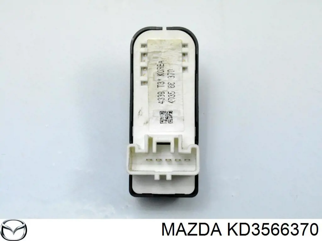 Кнопочный блок управления стеклоподъемником передний правый KD3566370 Mazda