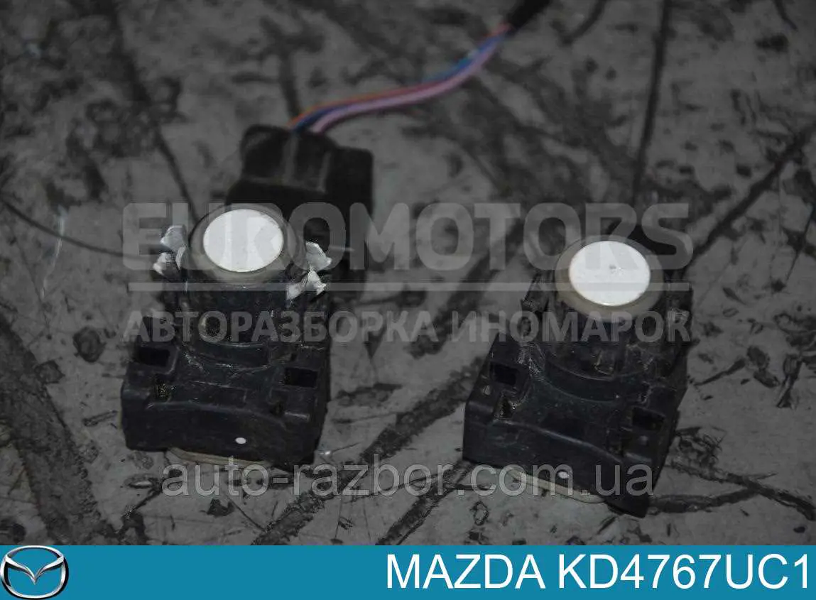 KD4767UC1 Mazda sensor de sinalização de estacionamento (sensor de estacionamento dianteiro/traseiro central)
