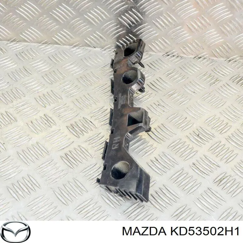 Кронштейн бампера заднего, внешний правый Mazda KD53502H1