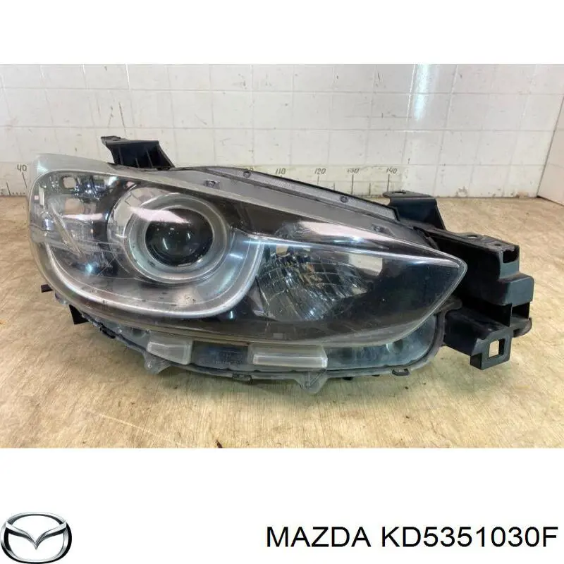 KD5351030F Mazda luz direita