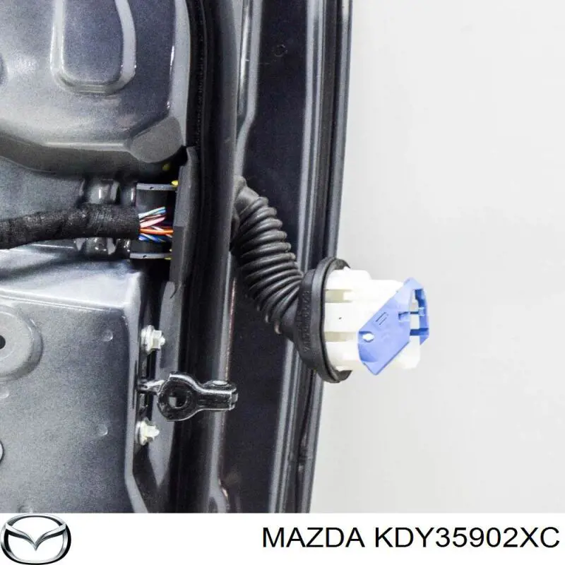 Дверь передняя левая KDY35902XC Mazda