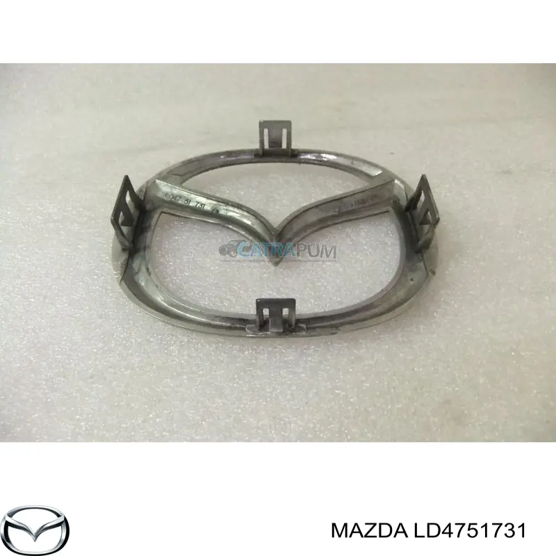 LD4751731 Mazda эмблема решетки радиатора