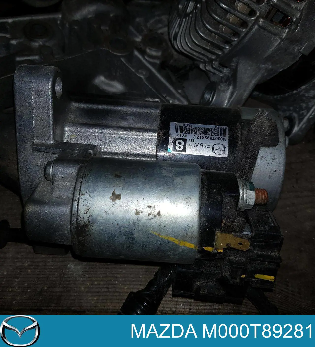 M000T89281 Mazda motor de arranco