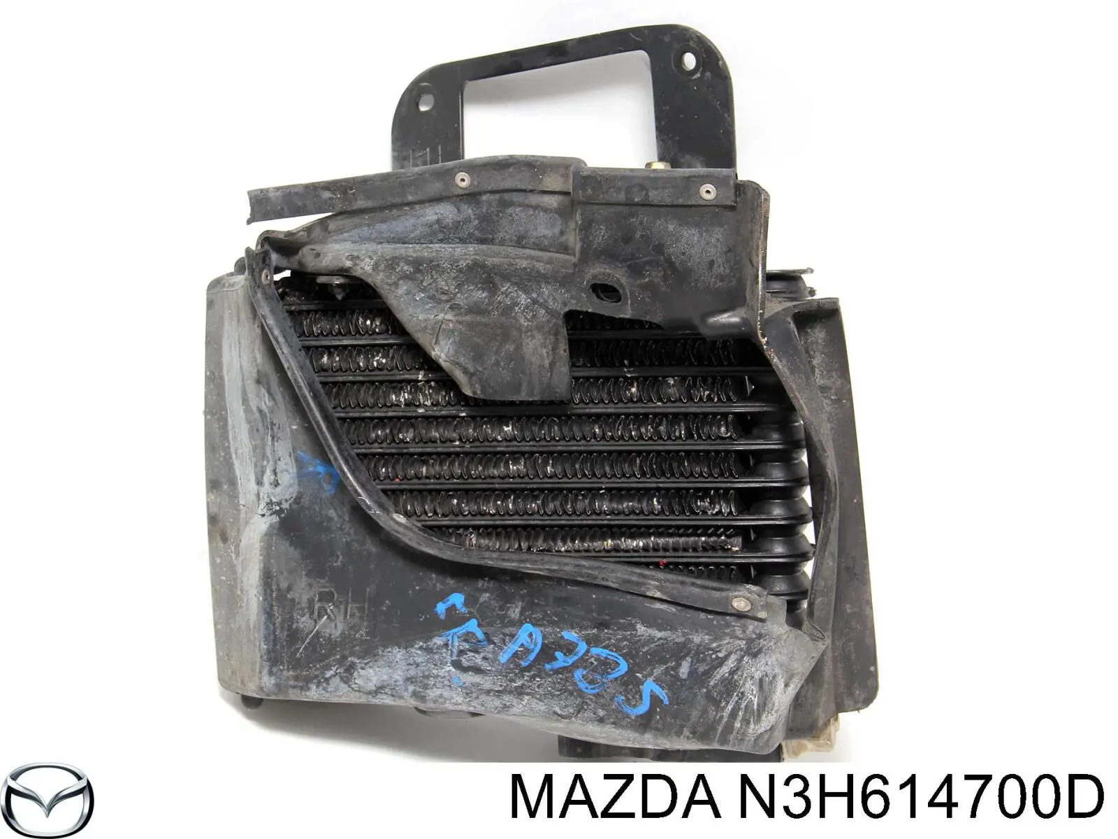 Купить N3H614700D Mazda Радиатор масляный правый