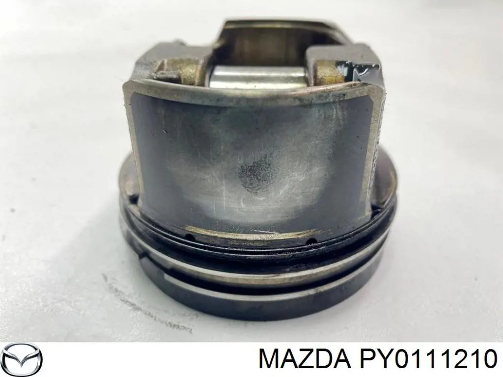 Шатун поршня двигателя Mazda PY0111210