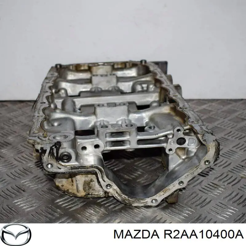 Масляный поддон двигателя Mazda R2AA10400A цена, от 19.71 USD