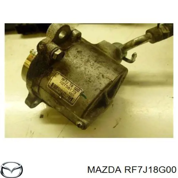 Насос вакуумный на Mazda 3 BK12