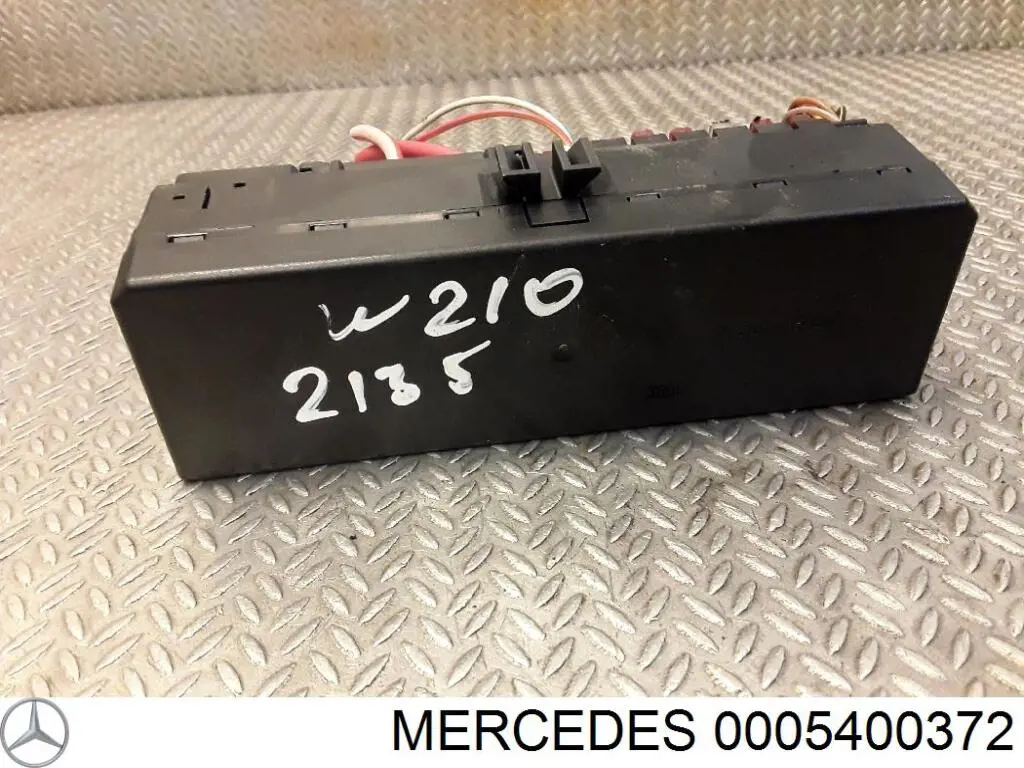 Купить 0005400372 Mercedes Монжатный блок реле