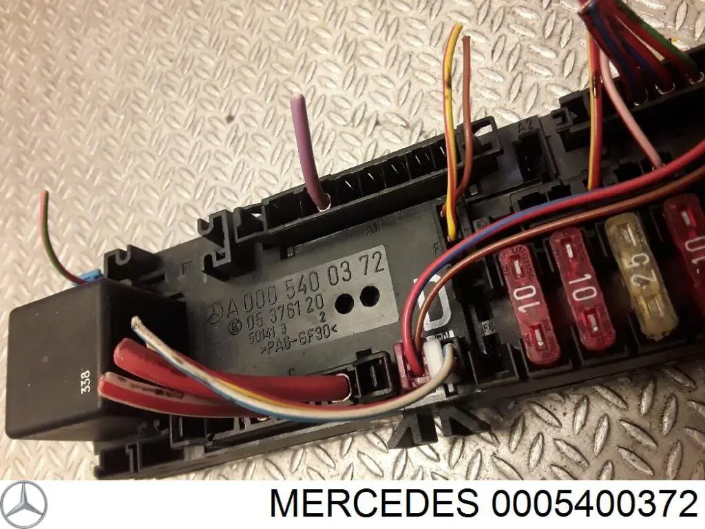 Коробка предохранителей Mercedes 0005400372 цена, от 11.29 USD