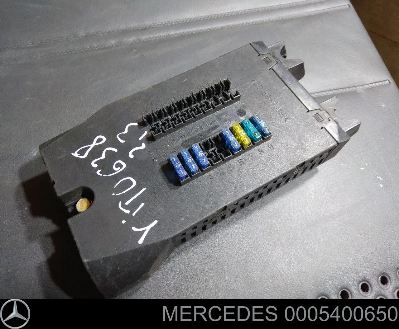 Монтажный блок Mercedes 0005400650
