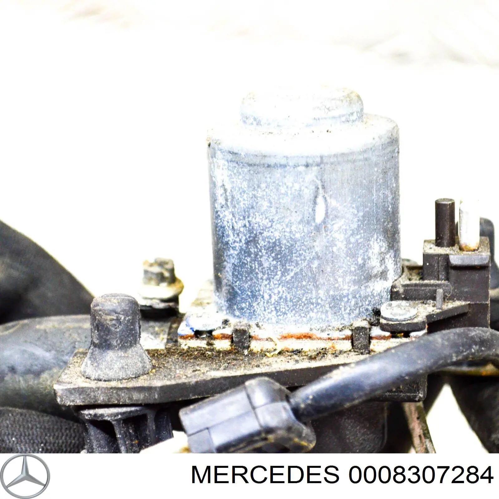 Кран печки 0008307284 Mercedes