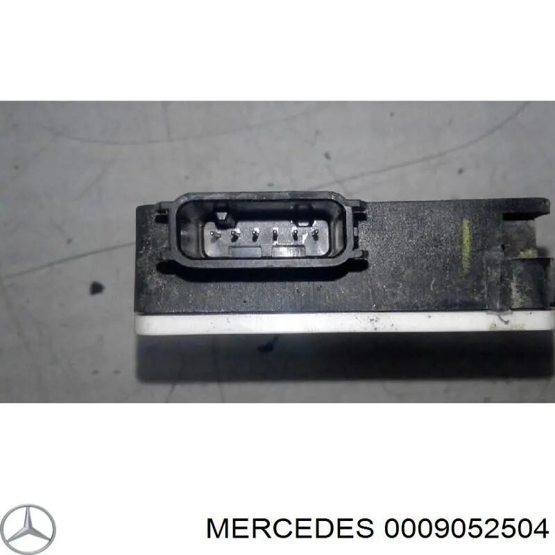 Датчик контроля мертвой зоны, задний Mercedes 0009052504