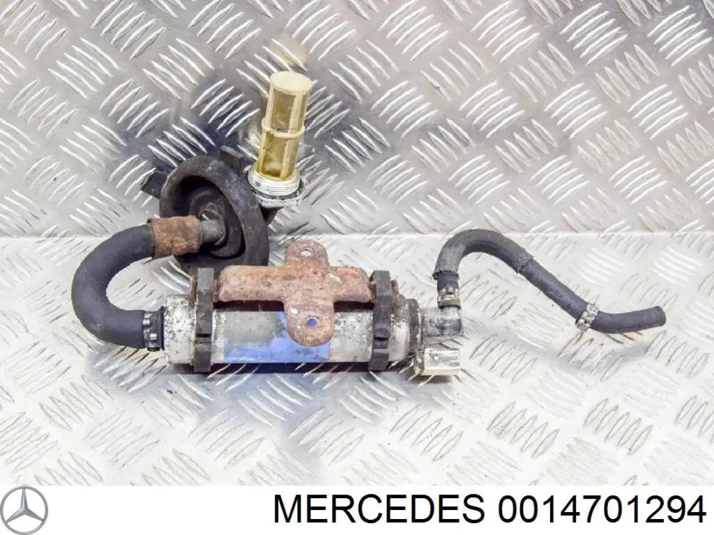 Купить 0014701294 Mercedes Магистральный бензонасос