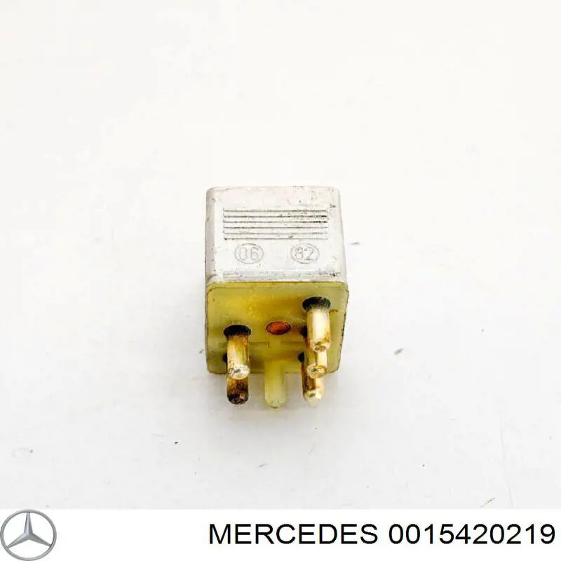 Реле электрическое многофункциональное на Mercedes S (W126)