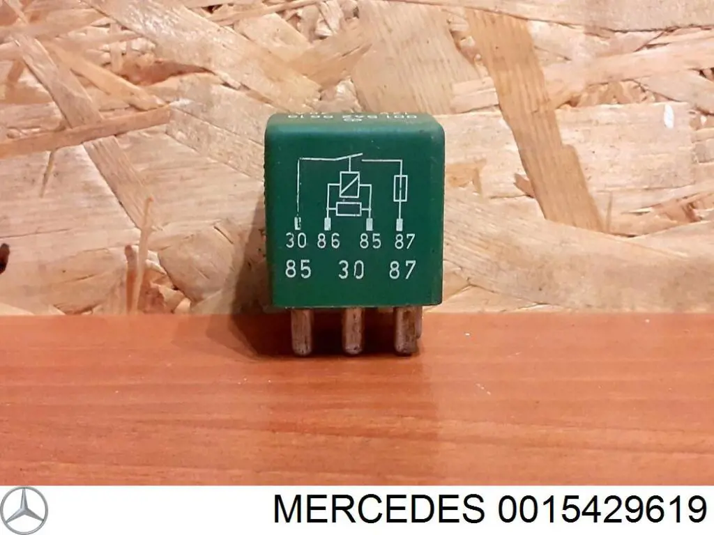 A0015425919 Mercedes Реле электробензонасоса