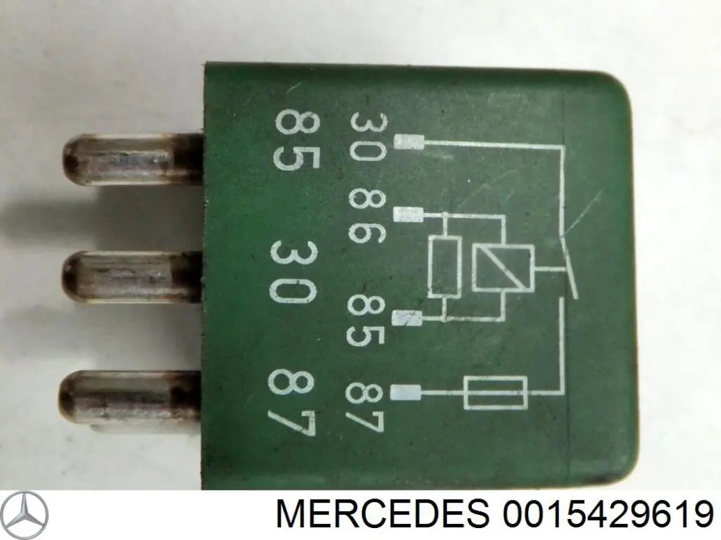 Реле бензонасоса A0015425919 Mercedes
