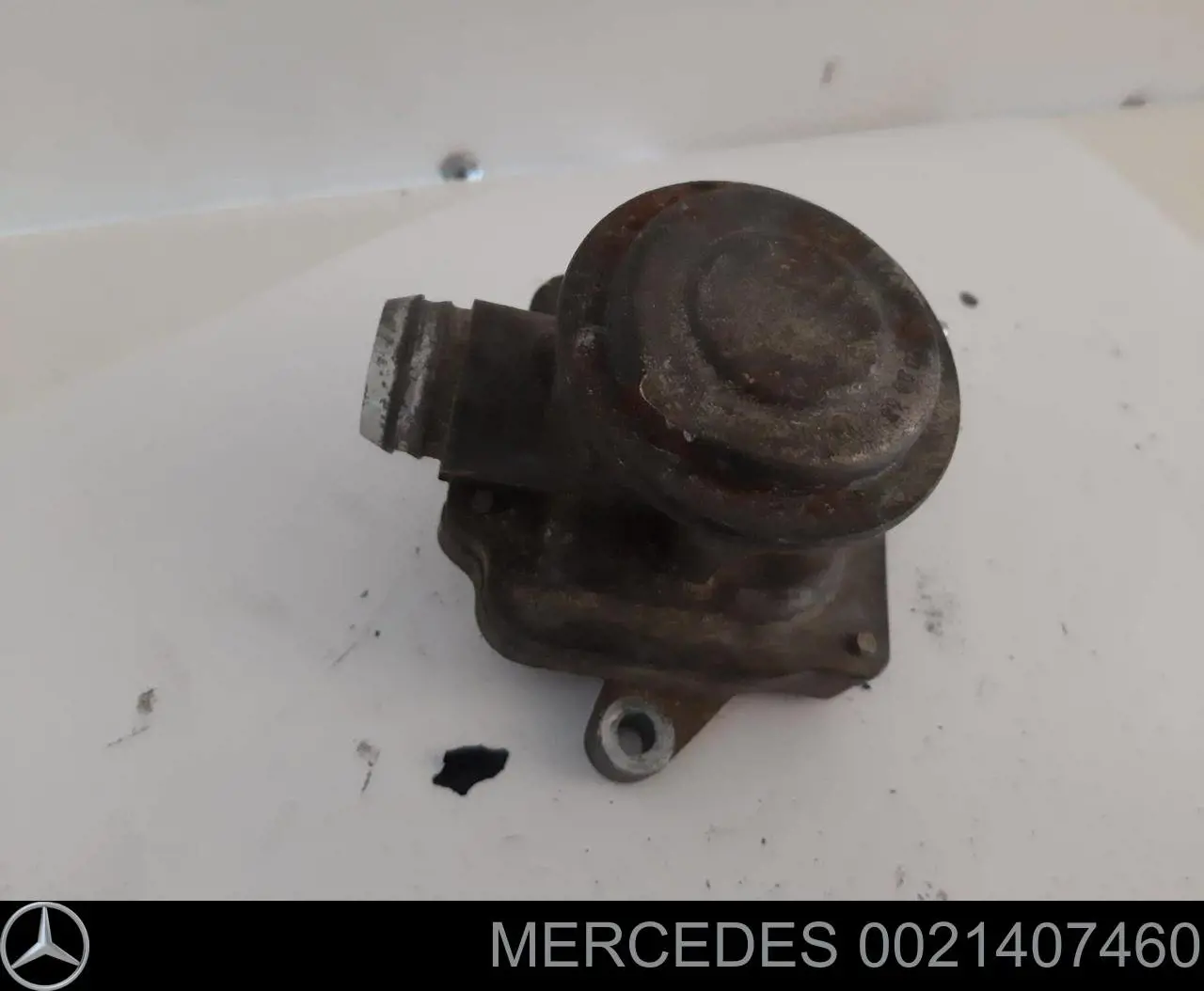 0021407460 Mercedes клапан (заслонка вакуумного насоса)