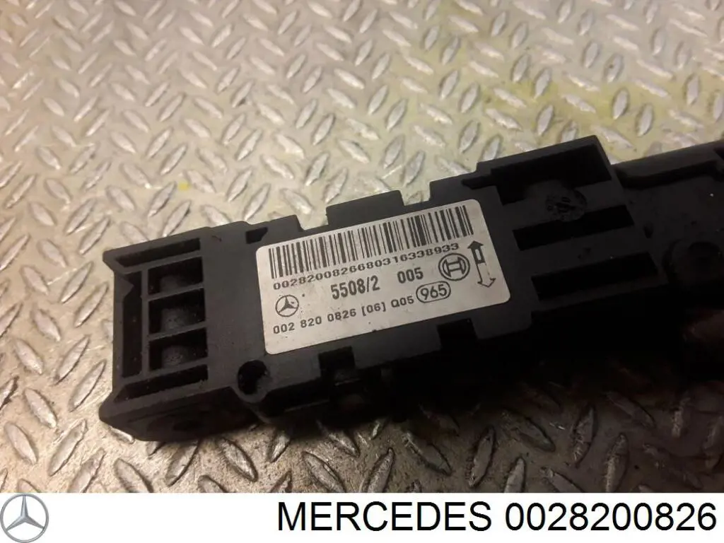 0028200826 Mercedes 